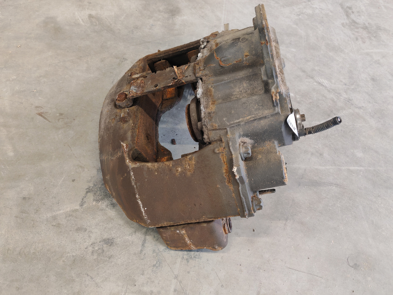 VOLVO RENAULT DXI / MERITOR ELSA 225 / BRAKE CALIPER / LEFT - Brzdový třmen: obrázek 3 VOLVO RENAULT DXI / MERITOR ELSA 225 / BRAKE CALIPER / LEFT - Brzdový třmen: obrázek 3