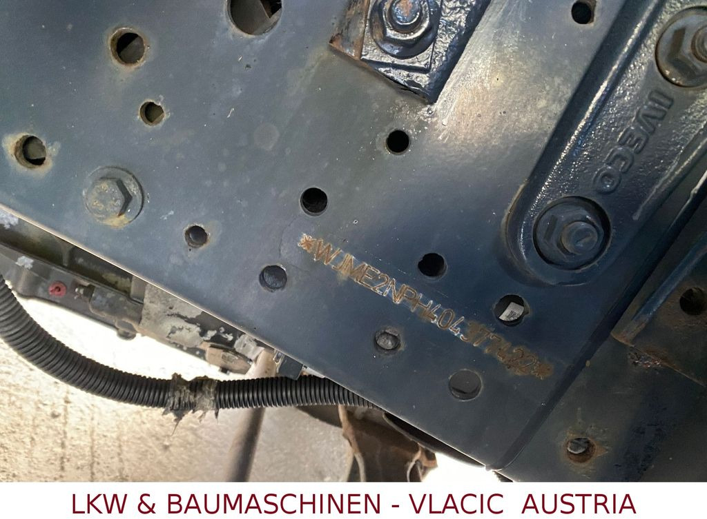 Iveco Stralis 360 Kran HIAB 166 4xHydr. Ladung 6,20m Iveco Stralis 360 Kran HIAB 166 4xHydr. Ladung 6,20m - Nákladní automobil valníkový/ Plošinový, Auto s hydraulickou rukou: obrázek 3 Iveco Stralis 360 Kran HIAB 166 4xHydr. Ladung 6,20m Iveco Stralis 360 Kran HIAB 166 4xHydr. Ladung 6,20m - Nákladní automobil valníkový/ Plošinový, Auto s hydraulickou rukou: obrázek 3