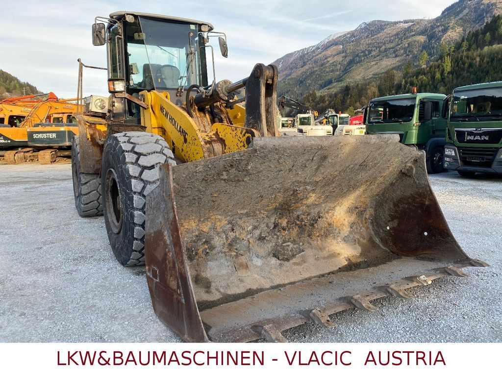 Kolový nakladač New Holland W190 B: obrázek 14