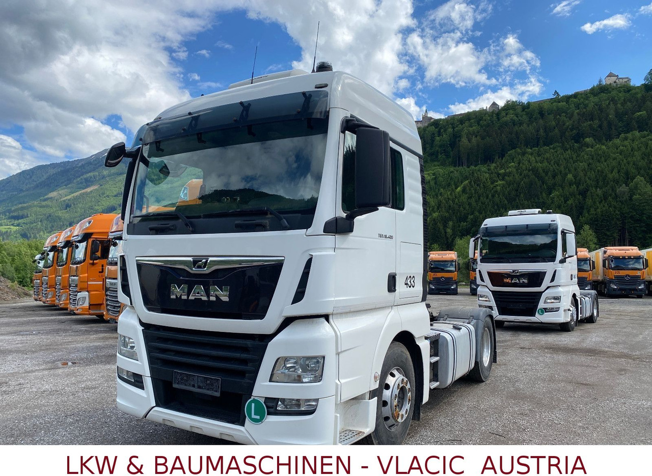 MAN TGX 18.420 (eigengewicht 6939Kg) MAN TGX 18.420 (eigengewicht 6939Kg) - Tahač: obrázek 1 MAN TGX 18.420 (eigengewicht 6939Kg) MAN TGX 18.420 (eigengewicht 6939Kg) - Tahač: obrázek 1