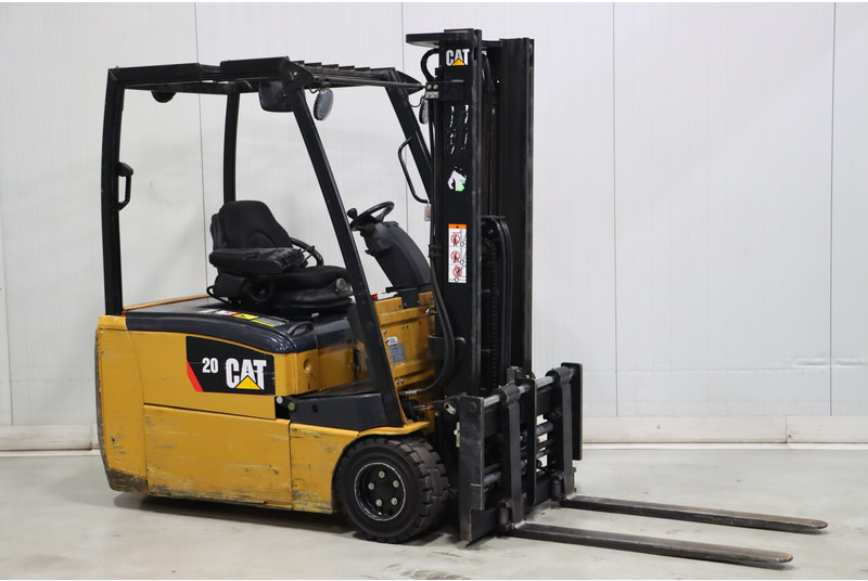 Caterpillar EP20PNT - Elektrický vysokozdvižný vozík: obrázek 1 Caterpillar EP20PNT - Elektrický vysokozdvižný vozík: obrázek 1