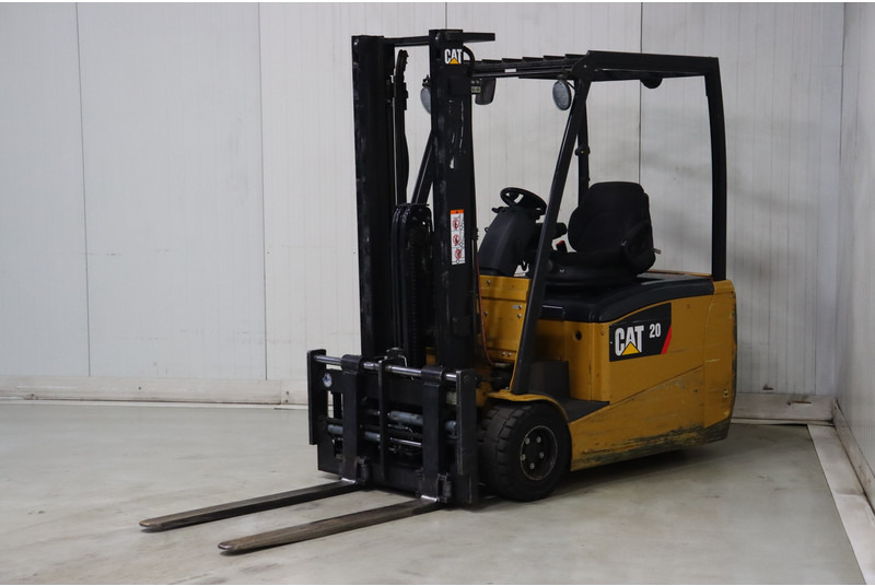 Caterpillar EP20PNT - Elektrický vysokozdvižný vozík: obrázek 3 Caterpillar EP20PNT - Elektrický vysokozdvižný vozík: obrázek 3