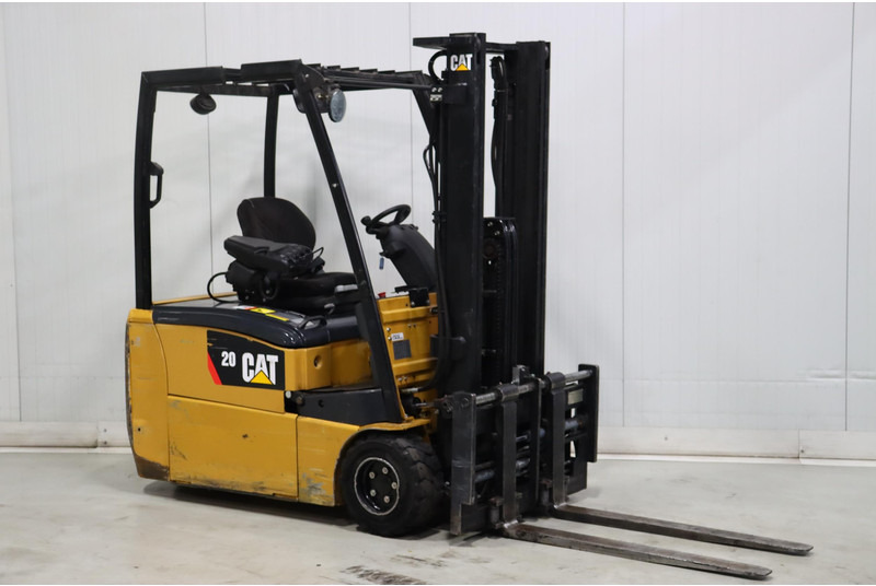Caterpillar EP20PNT - Elektrický vysokozdvižný vozík: obrázek 1 Caterpillar EP20PNT - Elektrický vysokozdvižný vozík: obrázek 1