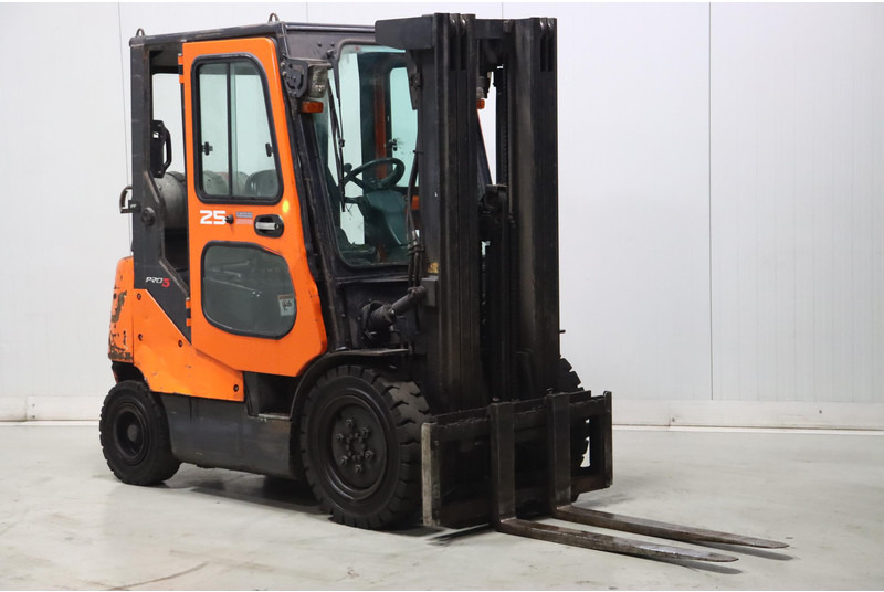 Doosan G25E-5 - Plynový vysokozdvižný vozík: obrázek 1 Doosan G25E-5 - Plynový vysokozdvižný vozík: obrázek 1