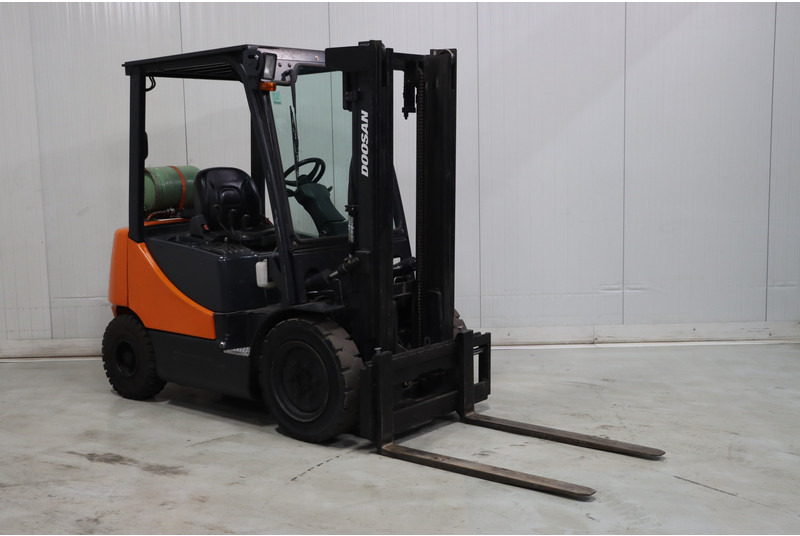 Doosan G25E-5 - Plynový vysokozdvižný vozík: obrázek 1 Doosan G25E-5 - Plynový vysokozdvižný vozík: obrázek 1