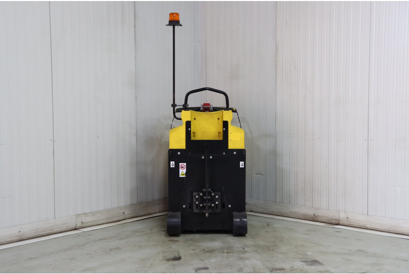 Hyster LO5.0T - Elektrický tahač: obrázek 3 Hyster LO5.0T - Elektrický tahač: obrázek 3