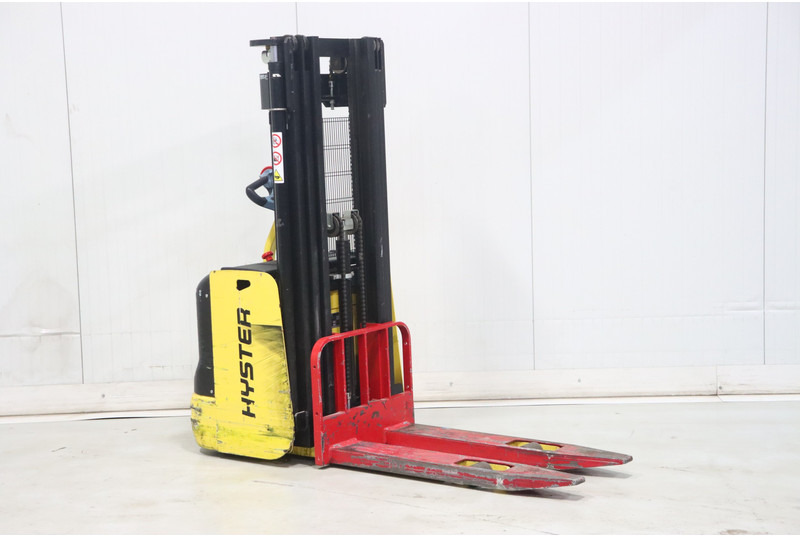 Hyster S1.2-4028 - Stohovací vozík: obrázek 1 Hyster S1.2-4028 - Stohovací vozík: obrázek 1
