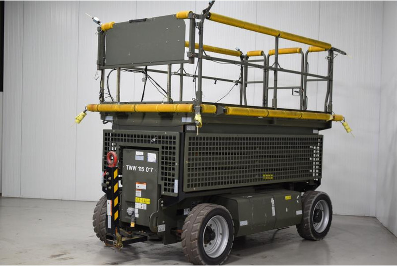 JLG M3369 - Nůžková plošina: obrázek 3 JLG M3369 - Nůžková plošina: obrázek 3