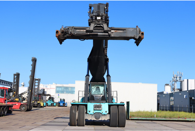 KONECRANES 4531TC5 - Reach stacker: obrázek 2 KONECRANES 4531TC5 - Reach stacker: obrázek 2