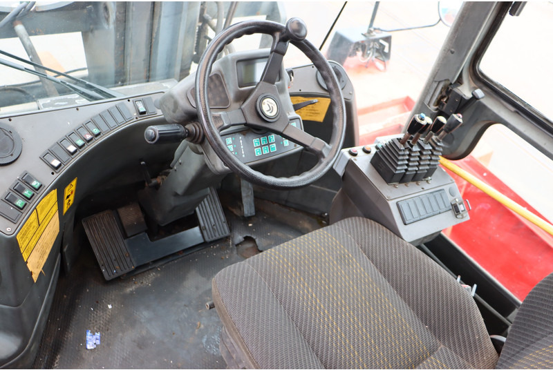 Kalmar DCF450-12 - Dieselový vysokozdvižný vozík: obrázek 2 Kalmar DCF450-12 - Dieselový vysokozdvižný vozík: obrázek 2