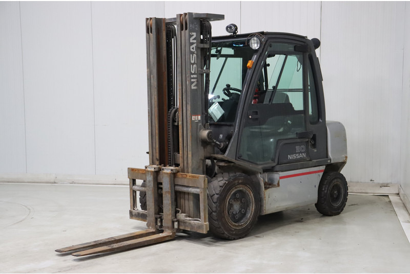 Nissan FGD02A30Q - Dieselový vysokozdvižný vozík: obrázek 4 Nissan FGD02A30Q - Dieselový vysokozdvižný vozík: obrázek 4