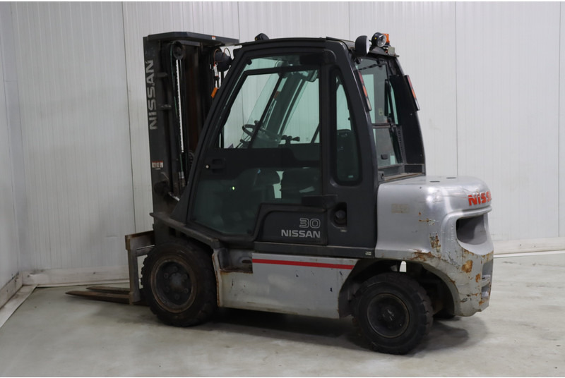 Nissan FGD02A30Q - Dieselový vysokozdvižný vozík: obrázek 5 Nissan FGD02A30Q - Dieselový vysokozdvižný vozík: obrázek 5