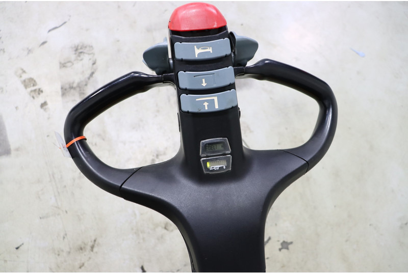 OM TL18 - Paletový vozík: obrázek 2 OM TL18 - Paletový vozík: obrázek 2