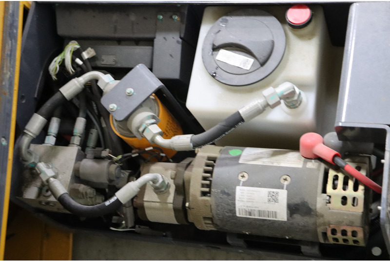 XCMG XG0807AC - Nůžková plošina: obrázek 3 XCMG XG0807AC - Nůžková plošina: obrázek 3