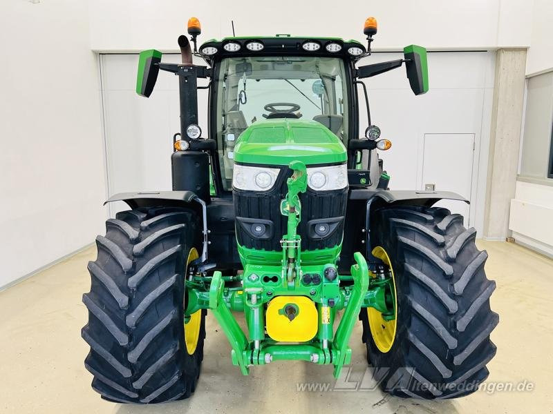 John Deere 6R 185 - Traktor: obrázek 3 John Deere 6R 185 - Traktor: obrázek 3