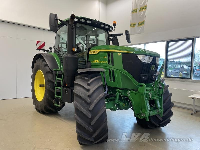 John Deere 6R 230 - Traktor: obrázek 1 John Deere 6R 230 - Traktor: obrázek 1