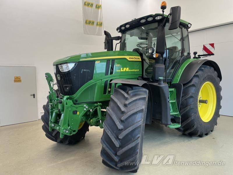 John Deere 6R 230 - Traktor: obrázek 2 John Deere 6R 230 - Traktor: obrázek 2