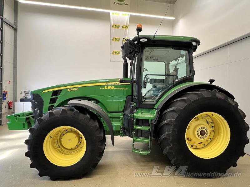 John Deere 8295R - Traktor: obrázek 4 John Deere 8295R - Traktor: obrázek 4