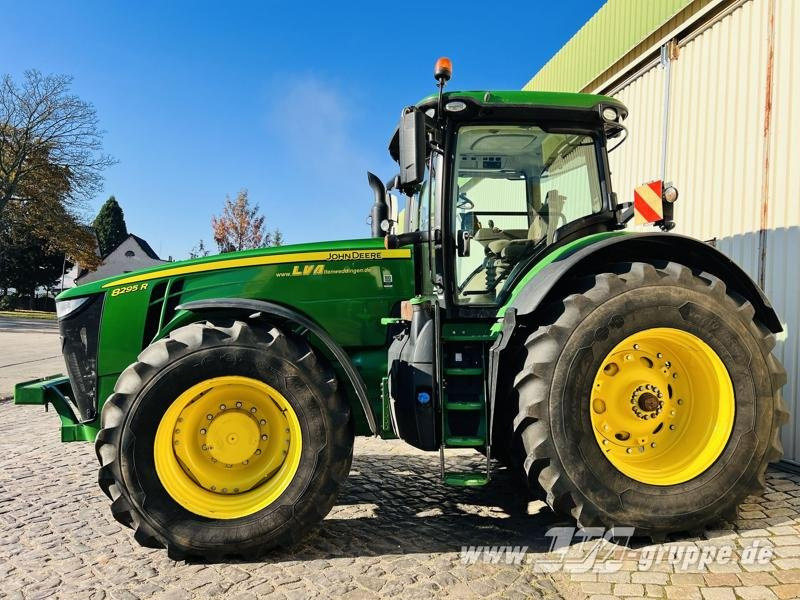 John Deere 8295R e23 PowerShift - Traktor: obrázek 5 John Deere 8295R e23 PowerShift - Traktor: obrázek 5