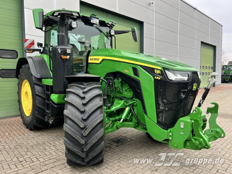 John Deere 8R 370 - Traktor: obrázek 2 John Deere 8R 370 - Traktor: obrázek 2