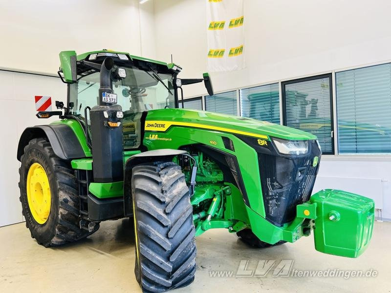 John Deere 8R 410 - Traktor: obrázek 4 John Deere 8R 410 - Traktor: obrázek 4