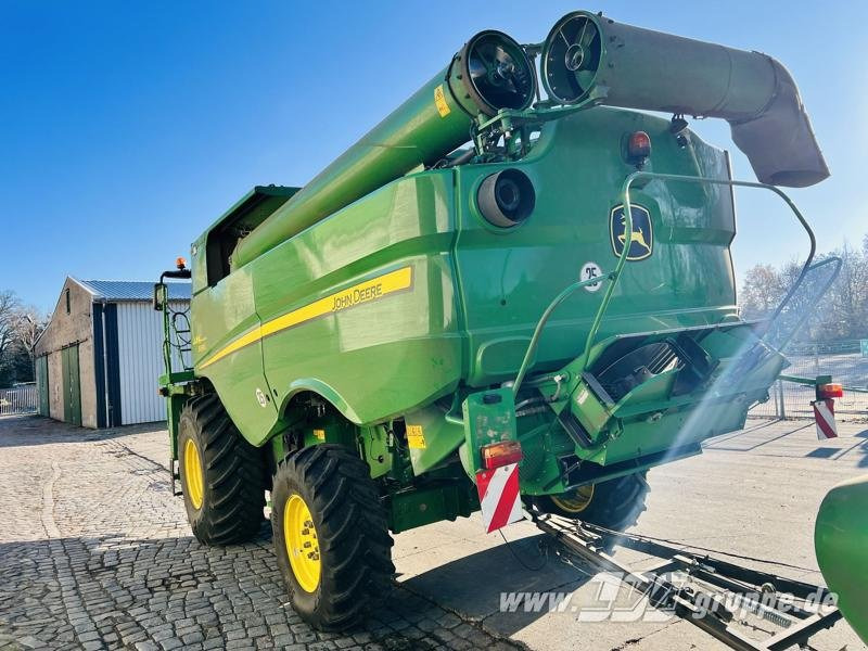 John Deere S690 - Sklízecí mlátička: obrázek 4 John Deere S690 - Sklízecí mlátička: obrázek 4