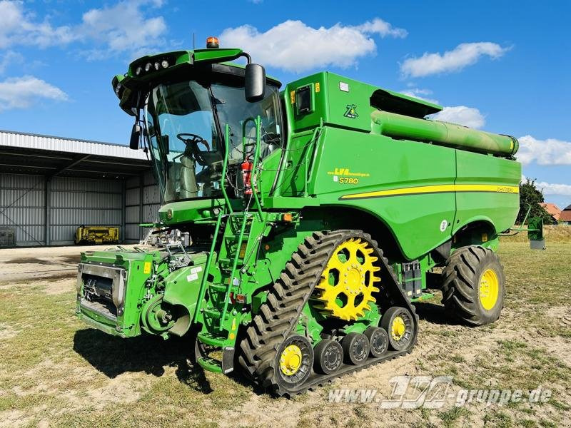 John Deere S780i ProDrive - Sklízecí mlátička: obrázek 1 John Deere S780i ProDrive - Sklízecí mlátička: obrázek 1
