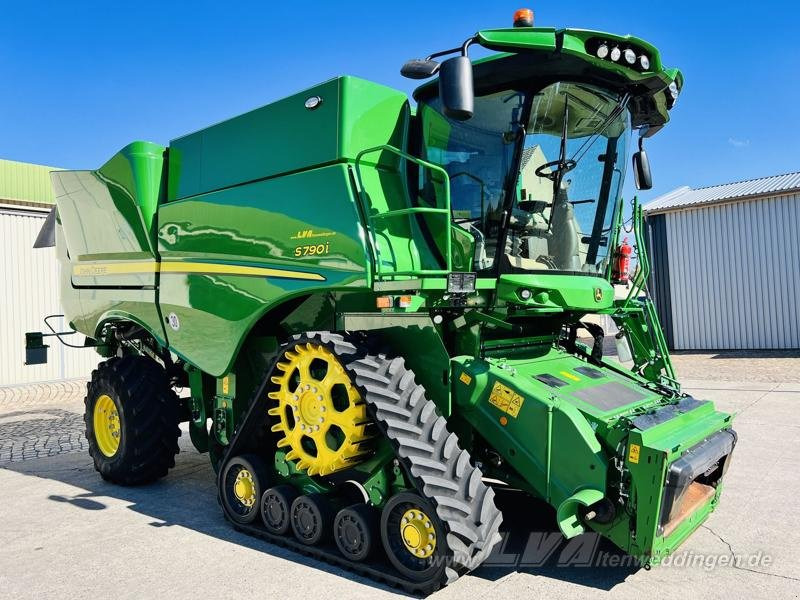 John Deere S790 - Sklízecí mlátička: obrázek 2 John Deere S790 - Sklízecí mlátička: obrázek 2