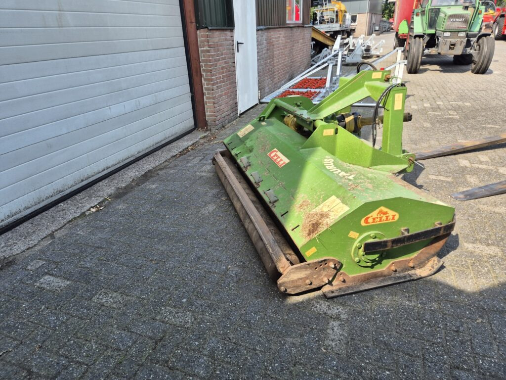 CELLI Taurus 200 mower - Žací stroj: obrázek 1 CELLI Taurus 200 mower - Žací stroj: obrázek 1