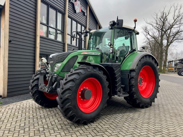 FENDT 724 profi plus - Traktor: obrázek 1 FENDT 724 profi plus - Traktor: obrázek 1