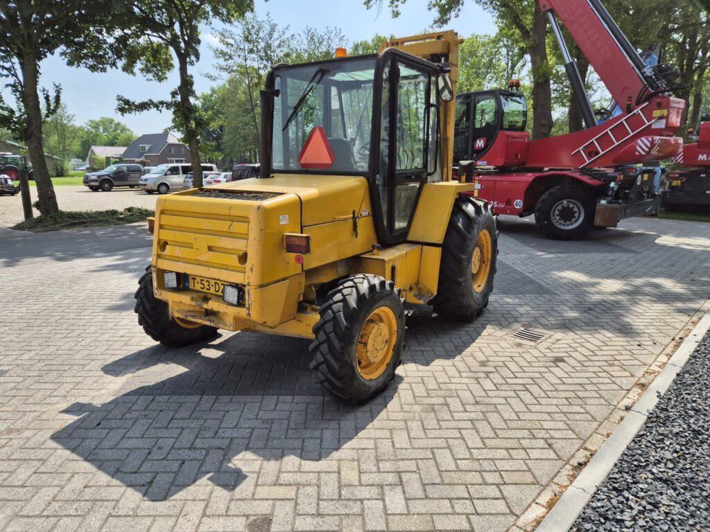 JCB 926 roughterrain forklift - Dieselový vysokozdvižný vozík: obrázek 4 JCB 926 roughterrain forklift - Dieselový vysokozdvižný vozík: obrázek 4