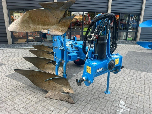 LEMKEN 4-scissor vario plough - Stroj na obdělávání půdy: obrázek 4 LEMKEN 4-scissor vario plough - Stroj na obdělávání půdy: obrázek 4