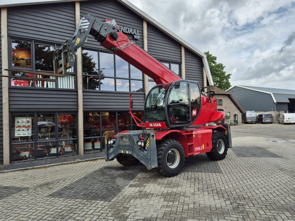 MAGNI RTH 5.23 - Teleskopický manipulátor: obrázek 2 MAGNI RTH 5.23 - Teleskopický manipulátor: obrázek 2