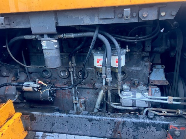 Traktor RENAULT 145.14: obrázek 12