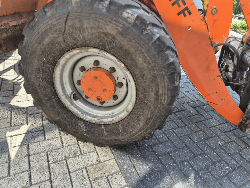 Kolový nakladač SCHAEFF SKL843: obrázek 8