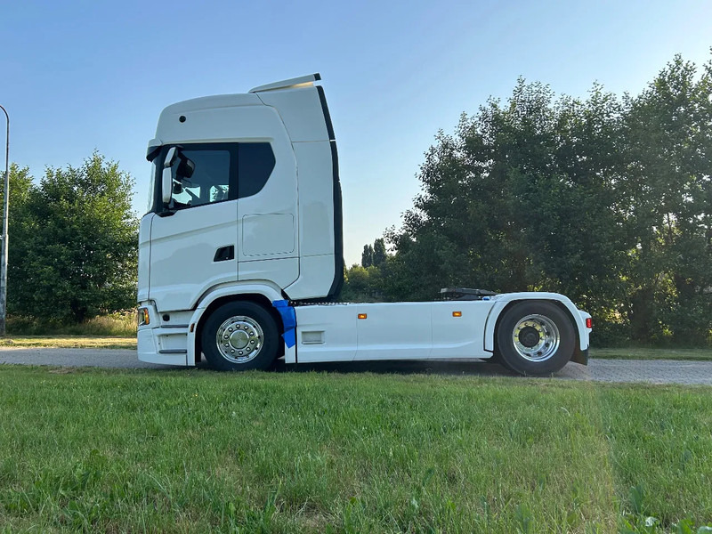 Scania S500 NGS | 4x2 NB | 4 BALOON SUSP. | PARK-COOLER | RETARDER | FULL-AIR | PTO PREP. | ACC | - Tahač: obrázek 2 Scania S500 NGS | 4x2 NB | 4 BALOON SUSP. | PARK-COOLER | RETARDER | FULL-AIR | PTO PREP. | ACC | - Tahač: obrázek 2