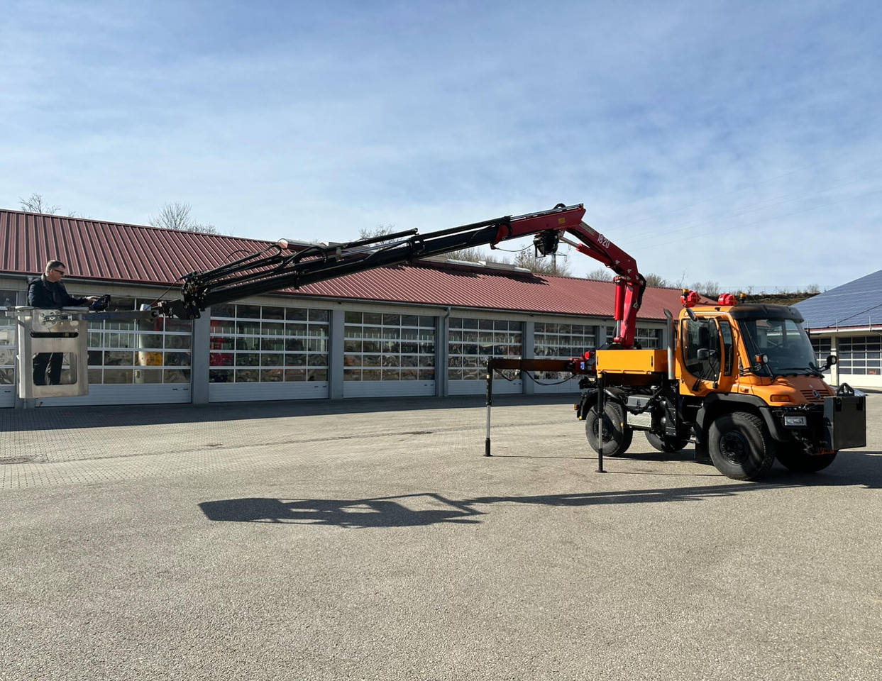 Unimog 400 - U400 405 25177 mit Wechselkran Merced - Komunální/ Speciální technika: obrázek 2 Unimog 400 - U400 405 25177 mit Wechselkran Merced - Komunální/ Speciální technika: obrázek 2