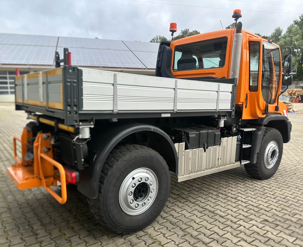 Unimog 530 - U530 405 44301 Mercedes Benz 405 - Komunální/ Speciální technika: obrázek 5 Unimog 530 - U530 405 44301 Mercedes Benz 405 - Komunální/ Speciální technika: obrázek 5