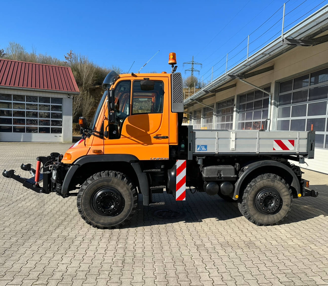 Unimog 400 - U400 405 02734 mit Heckkraftheber Mer - Sklápěč: obrázek 2 Unimog 400 - U400 405 02734 mit Heckkraftheber Mer - Sklápěč: obrázek 2