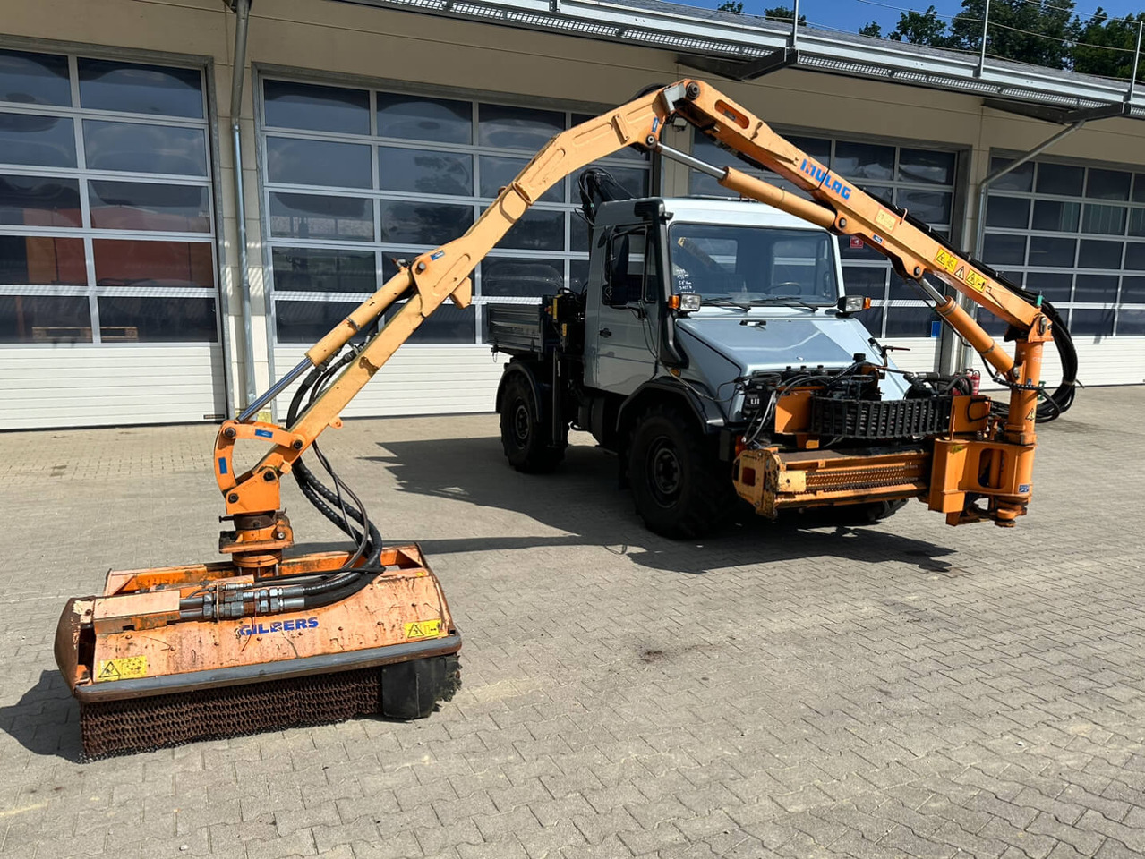 Unimog Frontauslegermähgerät Mulag FME600 - Příkopová sekačka: obrázek 2 Unimog Frontauslegermähgerät Mulag FME600 - Příkopová sekačka: obrázek 2