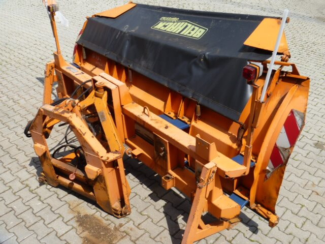 Unimog Schneepflug - Schneeschild Beilhack PV28-3 - Sněžný pluh: obrázek 4 Unimog Schneepflug - Schneeschild Beilhack PV28-3 - Sněžný pluh: obrázek 4