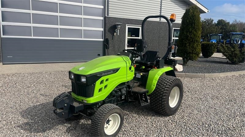 Avenger 26 Med frontvægt og MOMSFRI - Traktor: obrázek 2 Avenger 26 Med frontvægt og MOMSFRI - Traktor: obrázek 2