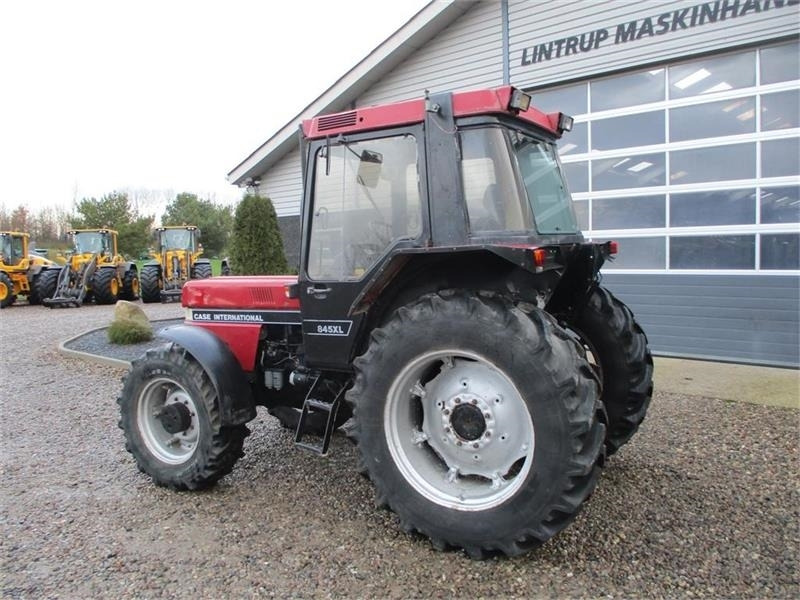 Case IH 845 XLA - Traktor: obrázek 3 Case IH 845 XLA - Traktor: obrázek 3