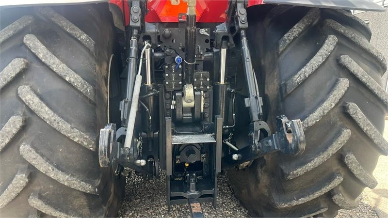 Case IH Magnum 370 CVX Med fronlift - Traktor: obrázek 5 Case IH Magnum 370 CVX Med fronlift - Traktor: obrázek 5