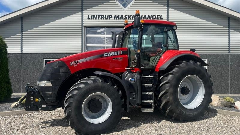 Case IH Magnum 370 CVX Med fronlift - Traktor: obrázek 1 Case IH Magnum 370 CVX Med fronlift - Traktor: obrázek 1