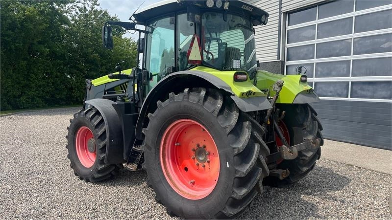 Claas ARION 550 CEBIS Med frontlæsser og frontlift - Traktor: obrázek 3 Claas ARION 550 CEBIS Med frontlæsser og frontlift - Traktor: obrázek 3