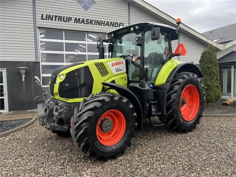 Claas Axion 830 med frontlift og front PTO - Traktor: obrázek 4 Claas Axion 830 med frontlift og front PTO - Traktor: obrázek 4