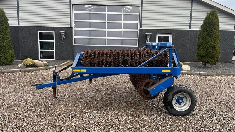 Dal-Bo Minimax 630 Med Crosskrill-ringe - Zemědělský válec: obrázek 1 Dal-Bo Minimax 630 Med Crosskrill-ringe - Zemědělský válec: obrázek 1