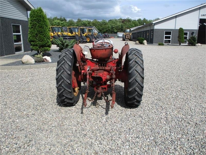 Traktor David Brown 950 Motor sidder fast: obrázek 11