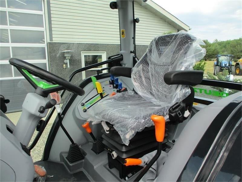 Deutz-fahr Agrofarm 115G with 30F+30R Hi-Lo and CreepGear - Traktor: obrázek 4 Deutz-fahr Agrofarm 115G with 30F+30R Hi-Lo and CreepGear - Traktor: obrázek 4